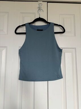 Women’s Sleeveless Crewneck Tank Top in Dusty Blue